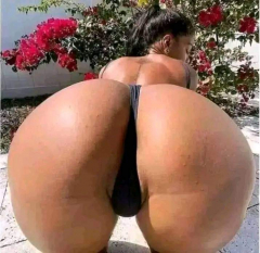 Miscellaneous pictures of big breasts - N