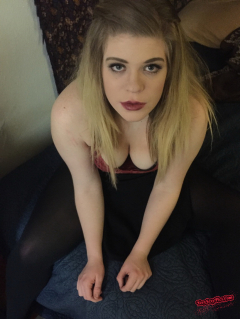 Naughty teen published her nudes and porn pics - N