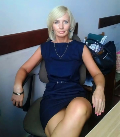 Mature and sexy - N