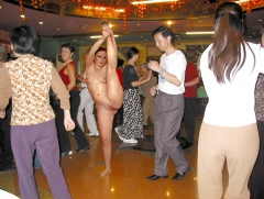 Public Nude Ladies - N