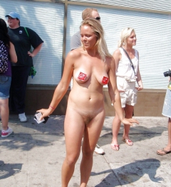 Public Nude 10 - N