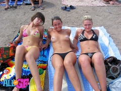 Real amateur in hot - N