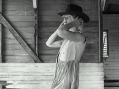 Sexy teen cowgirl Anna loves being naked