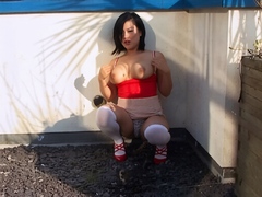 Outdoor Pee