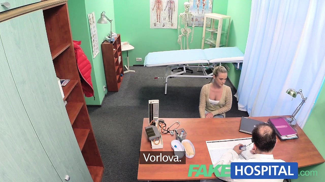 FakeHospital Hot blonde loves the doctors muscles