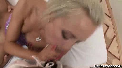 Hot Euro Babe Threesome Stint