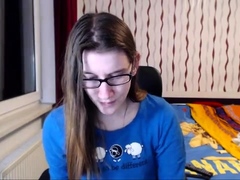 brunette-solo-webcam-masturbation