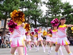 A cheerleader cuter than an idol 2