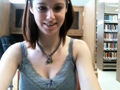 ava-kittyn-library-cam-flashing