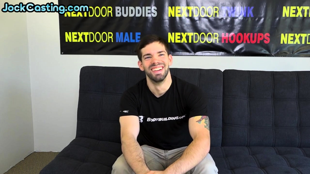 Sexy solo jock loves jerking huge dick
