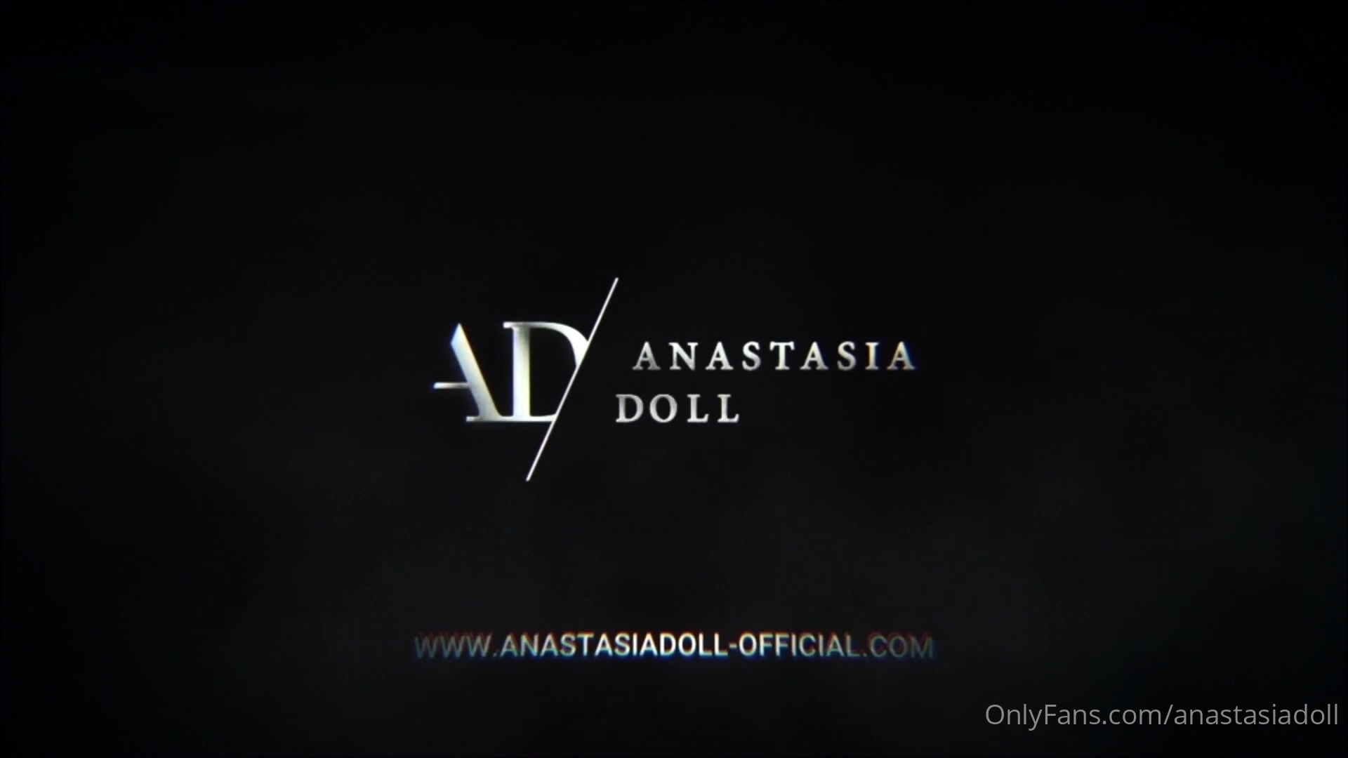 Brunette babe chelsea french solo masturbation