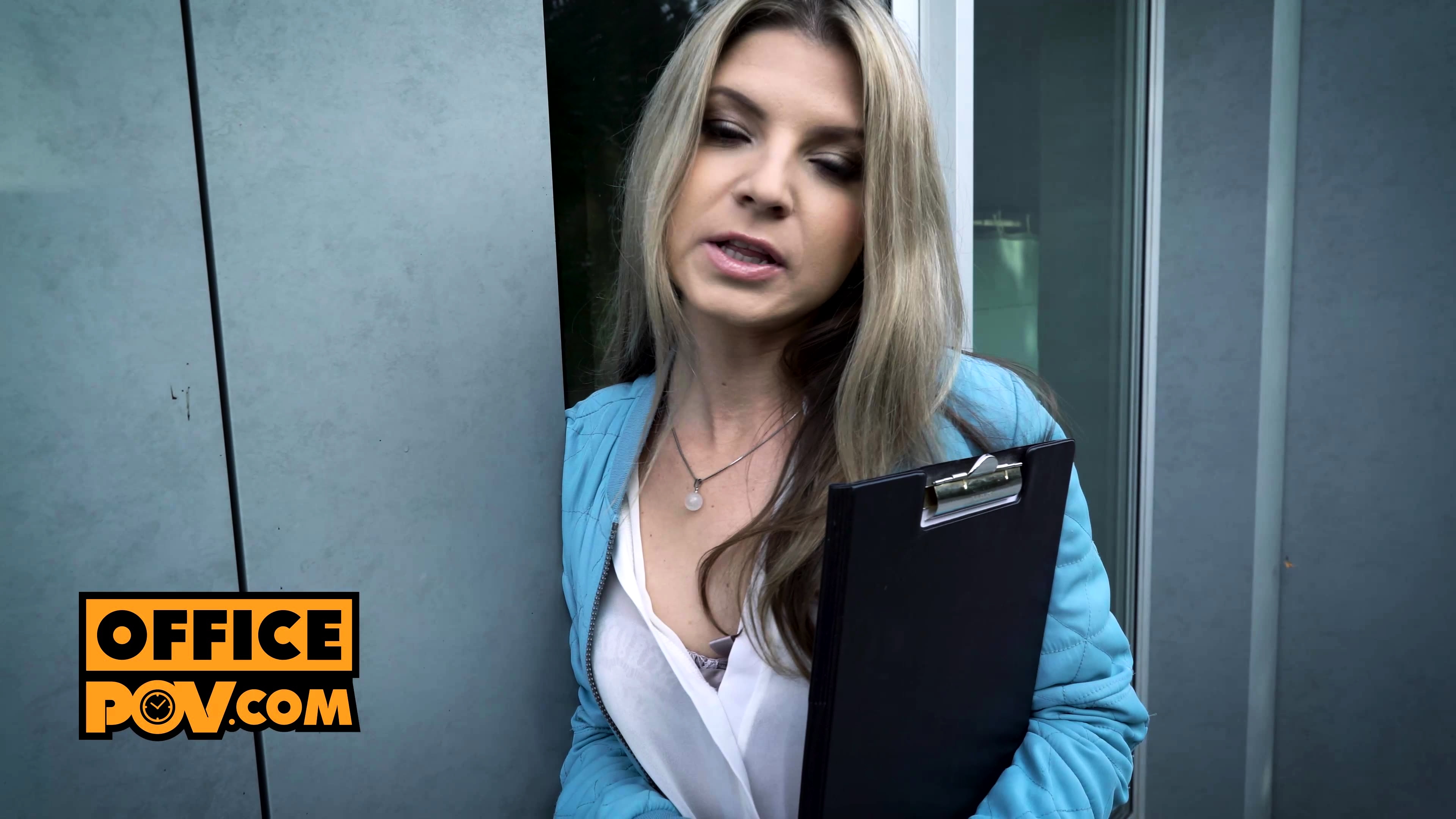 POV - Flirty Gina Gerson will do anything to seal the deal