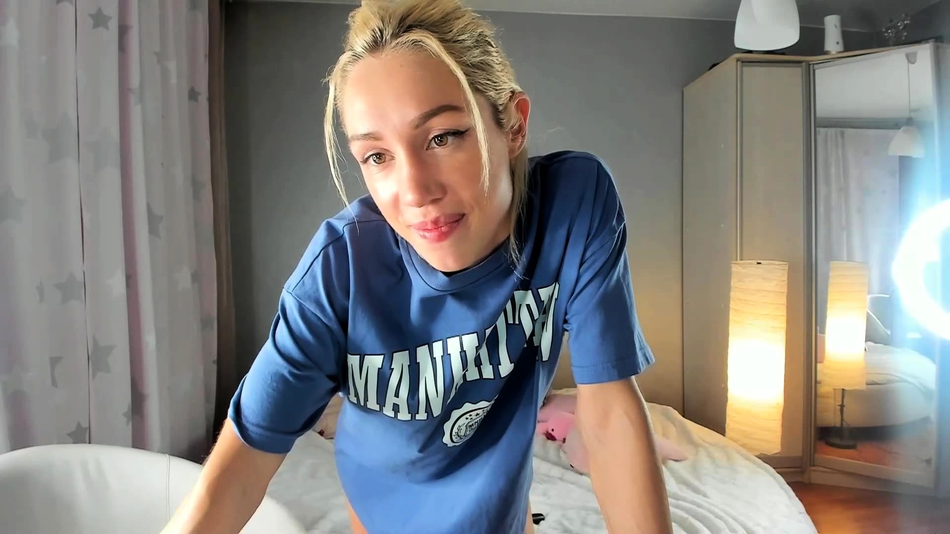 Naked Blonde Teen Girl Pussy Masturbation On Webcam