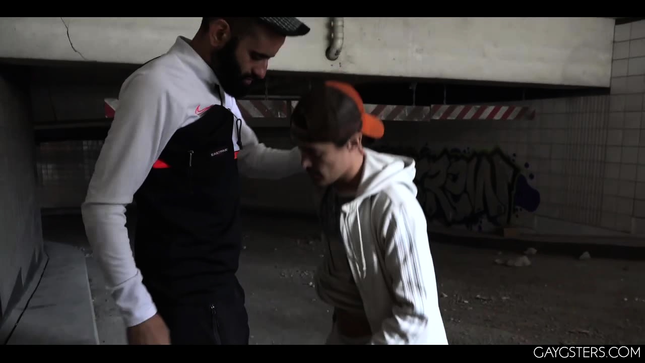 Arab Thug Kad Puts His Cum On An Obedient Bottom'S Face Chri