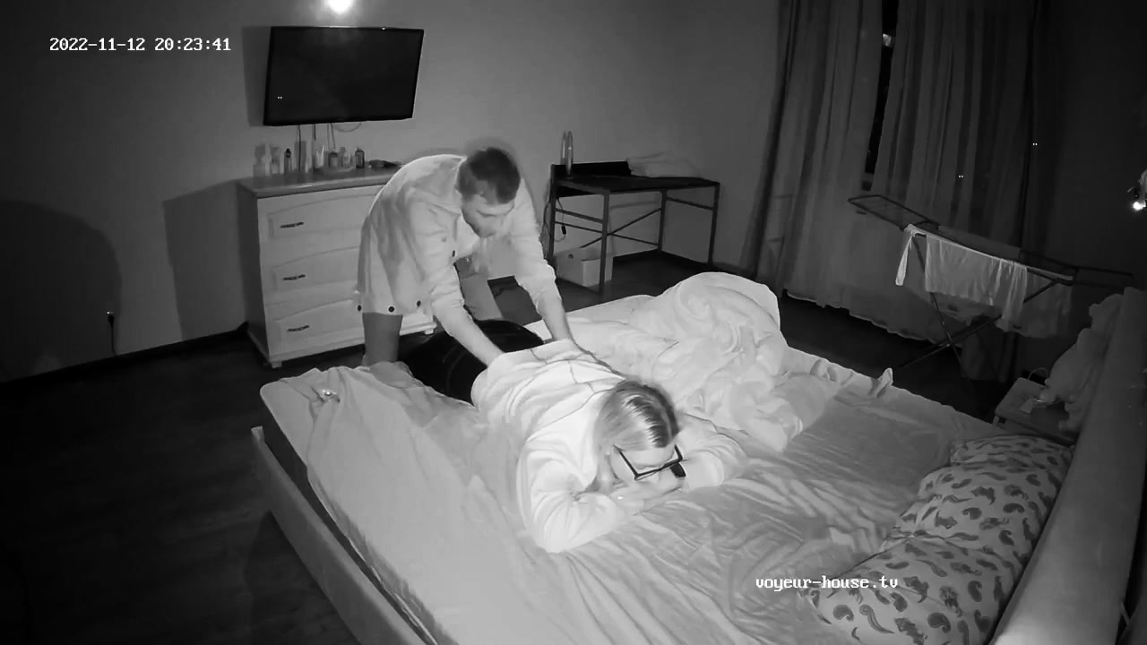 Horny fat arab housewife fingered on amateur hidden cam