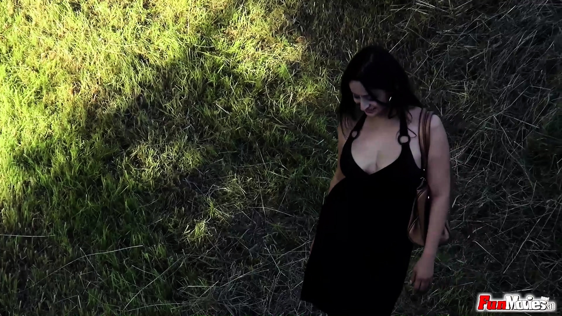 Trashy babe gets fucked and titty cummed