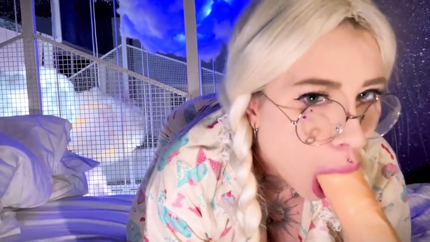 Fuck Me With Your Big Dick Stepdaddy and Cum in My Pussy