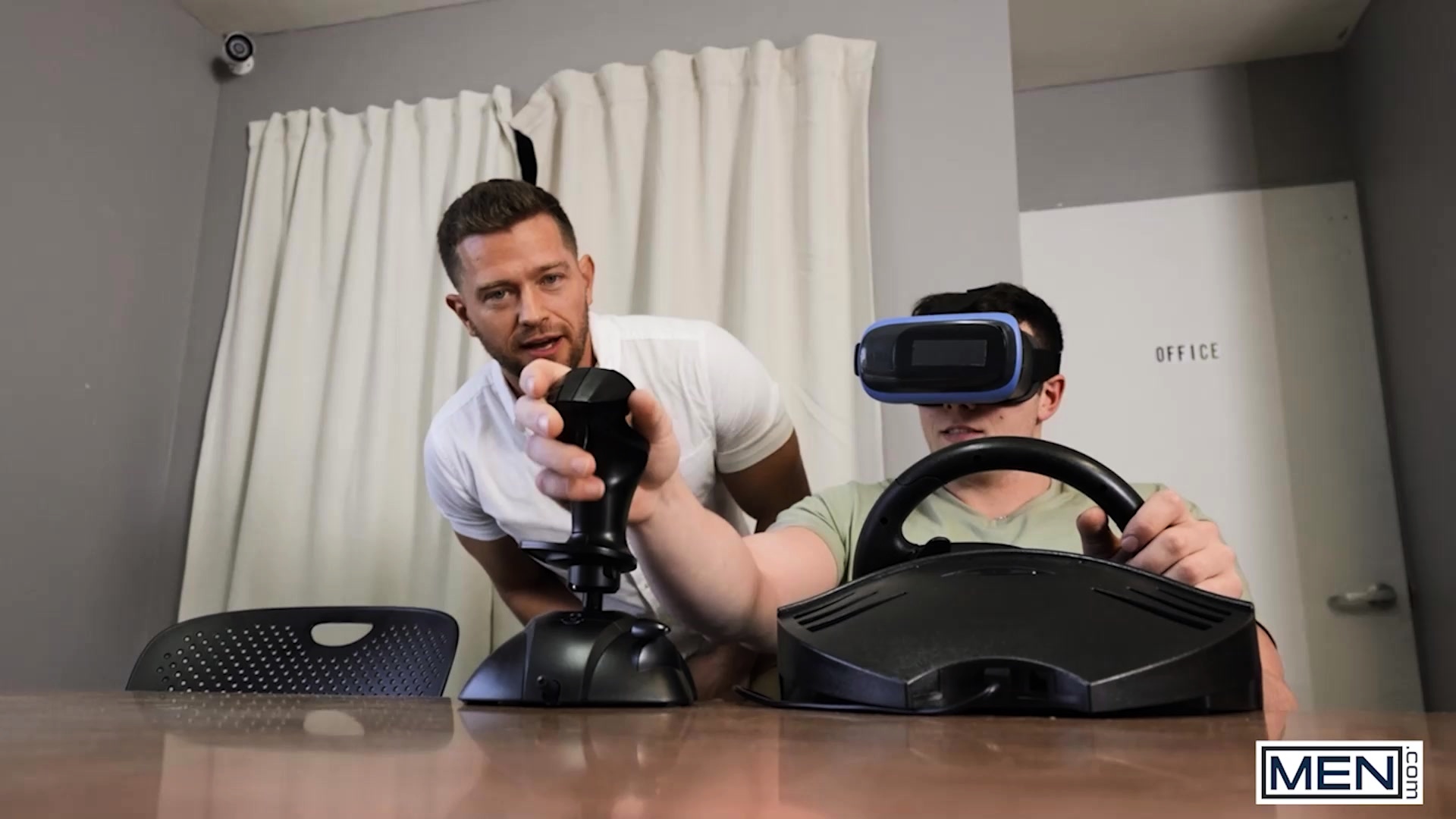 MEN - Instructor Johnny Donovan Wants To Keep His Mind