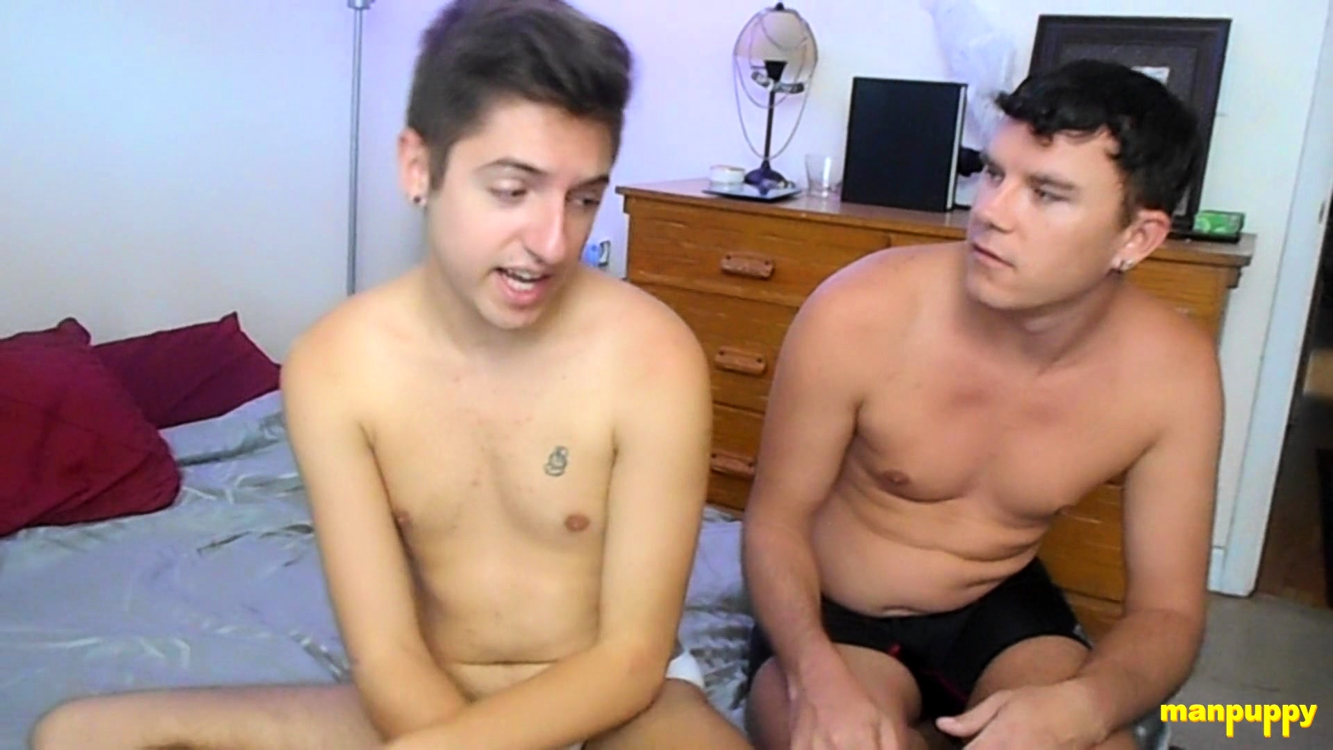 Devin Jones Got His Dick Frotting While Kissing Leo Blue