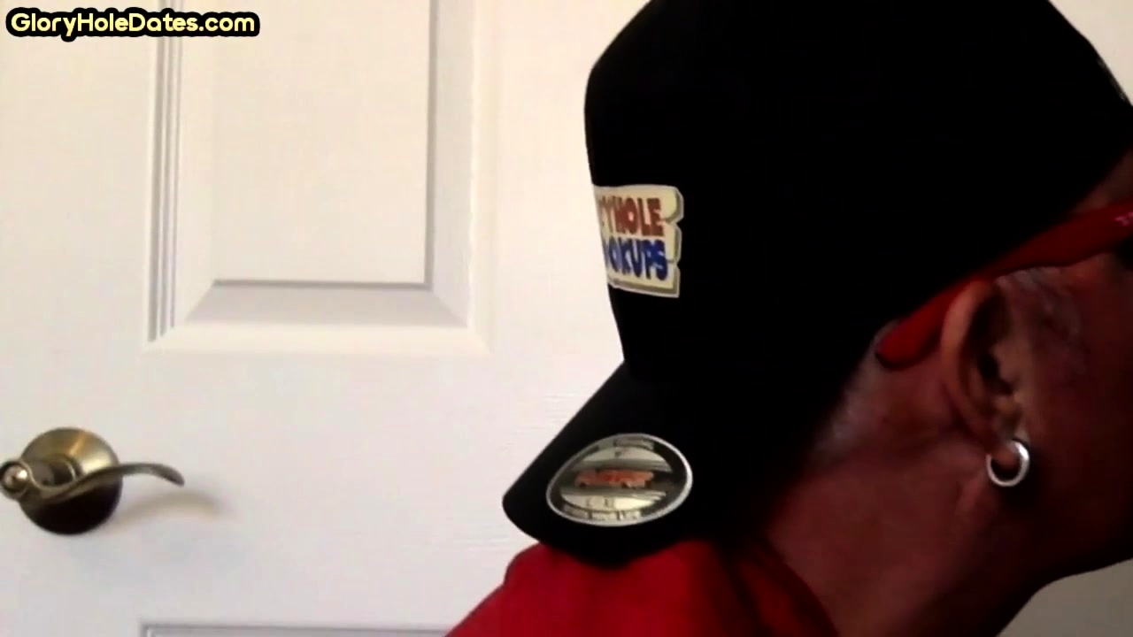 Real gloryhole gaydaddy sucks cock