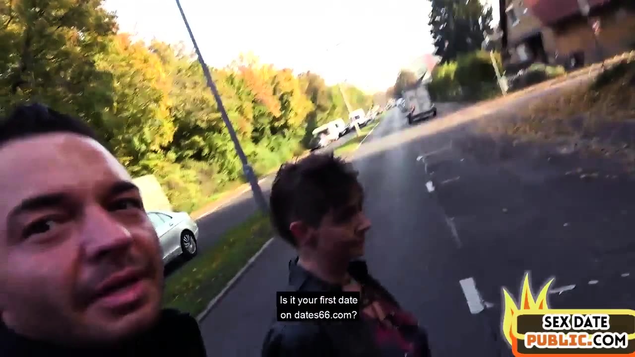 Real pulled granny gives outdoor head
