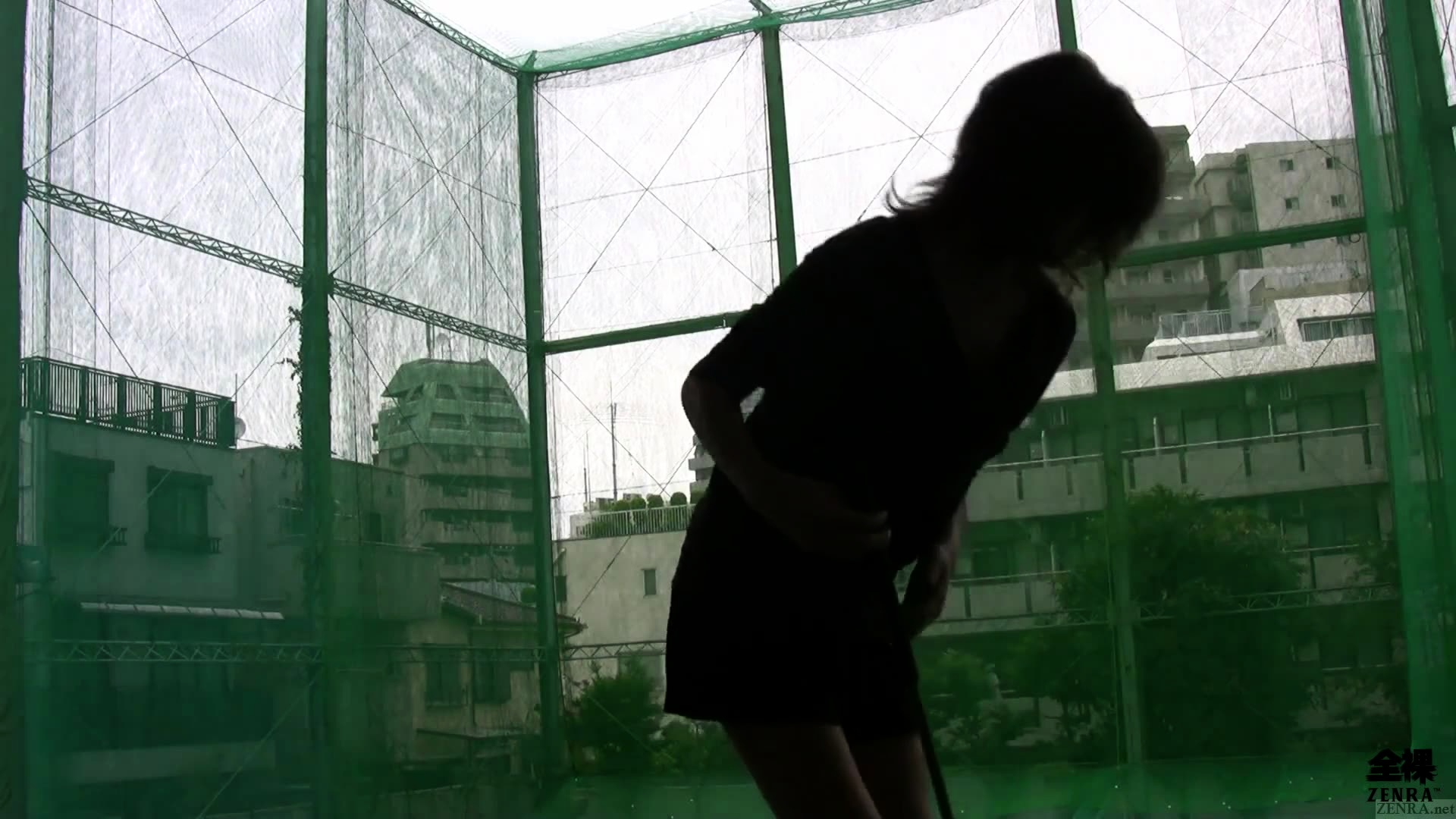 Japanese golf wife swinging at range and sex at hotel