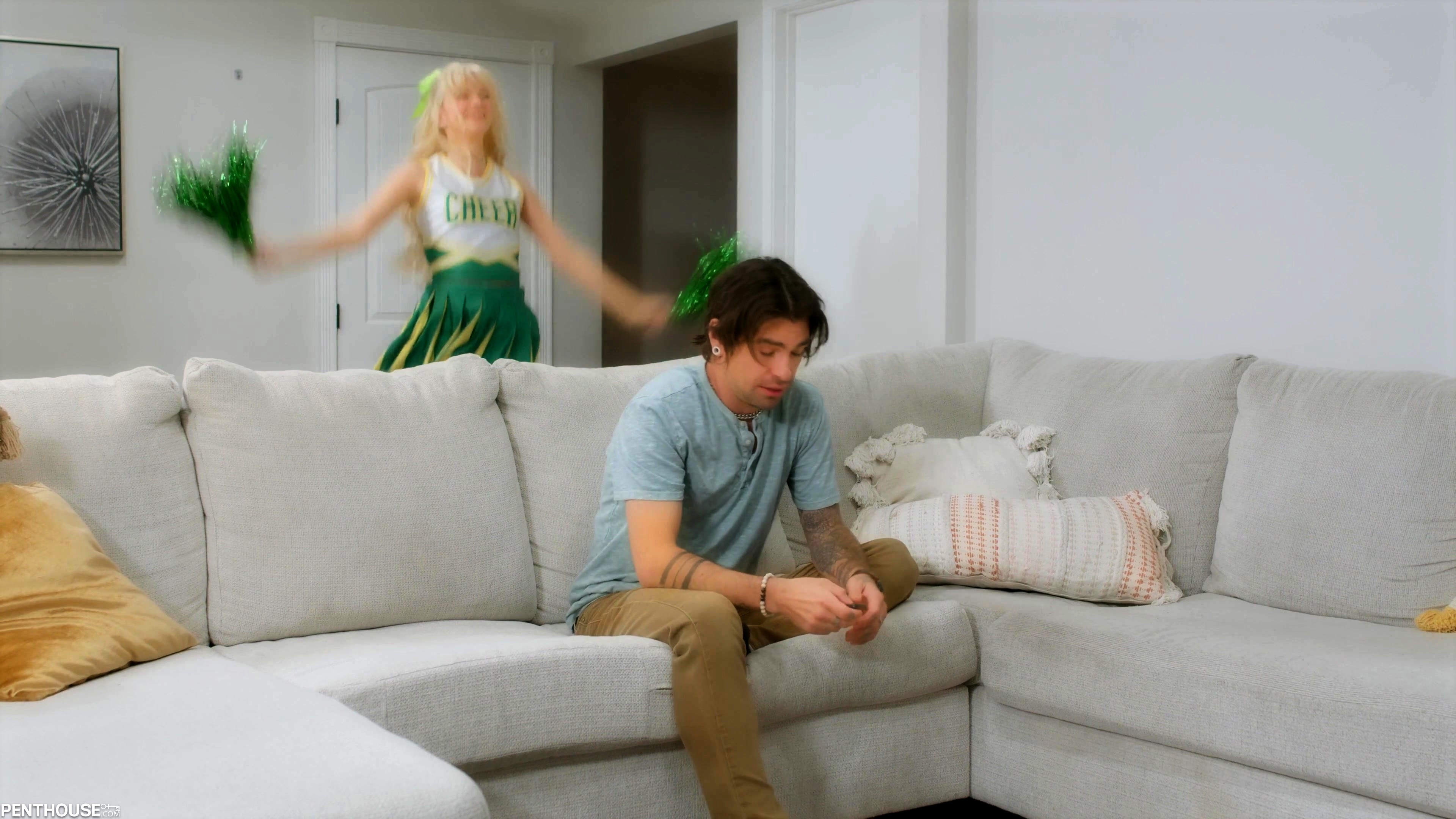 Riley Star - Fucking The Cheerleader