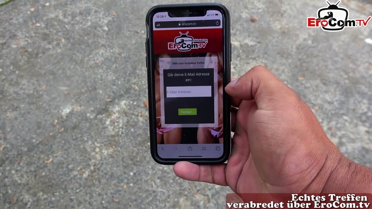 Strange woman picked up for sex via dating app