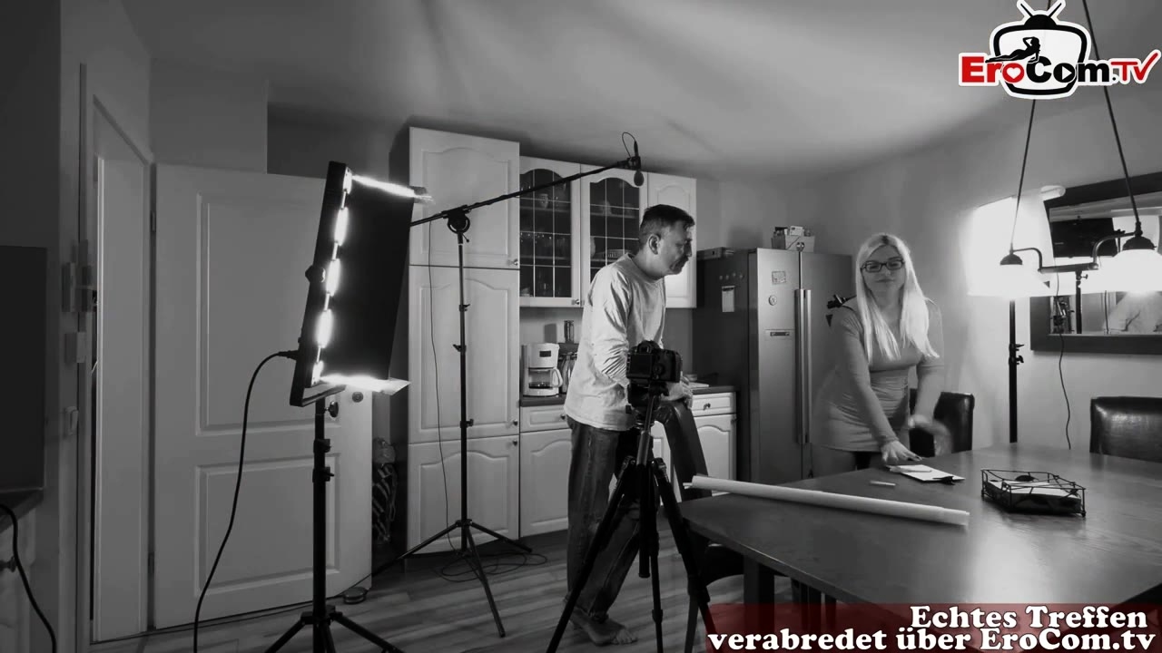 Actor seduces trainee Mariella Sun