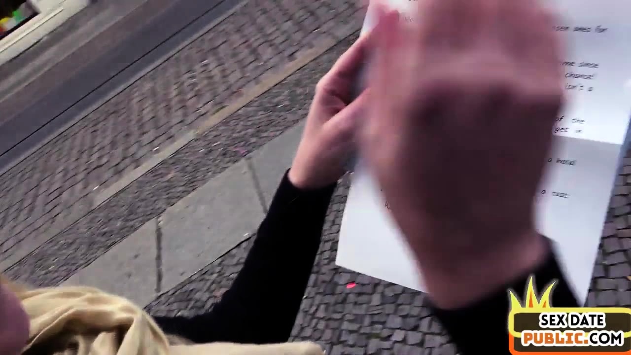 Public amateur sucks sexdate guy outdoor