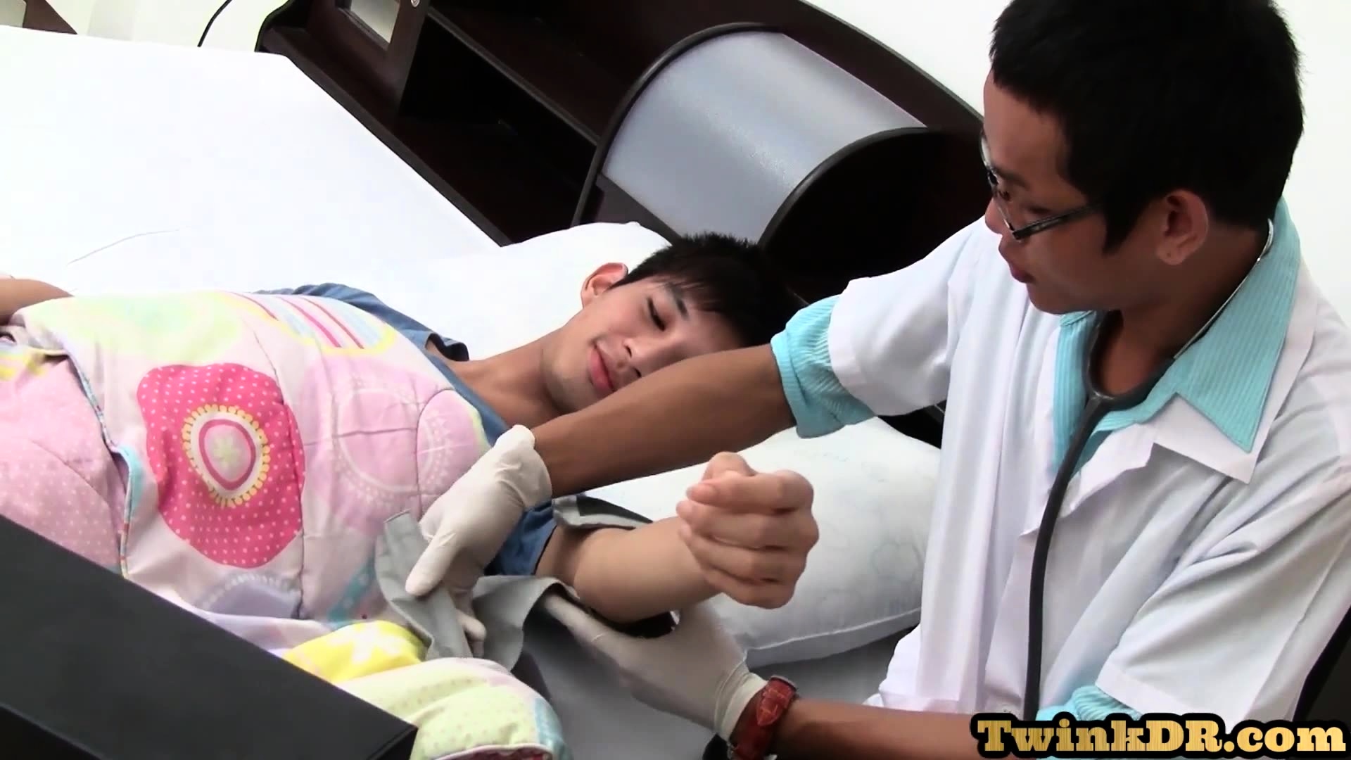 21yo home Asian patient spoiled by doc