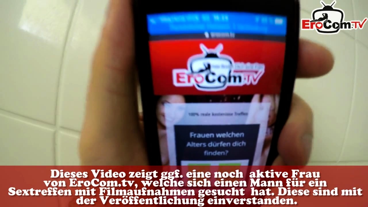 Turkish milf Farah-S swallows piss on sex date