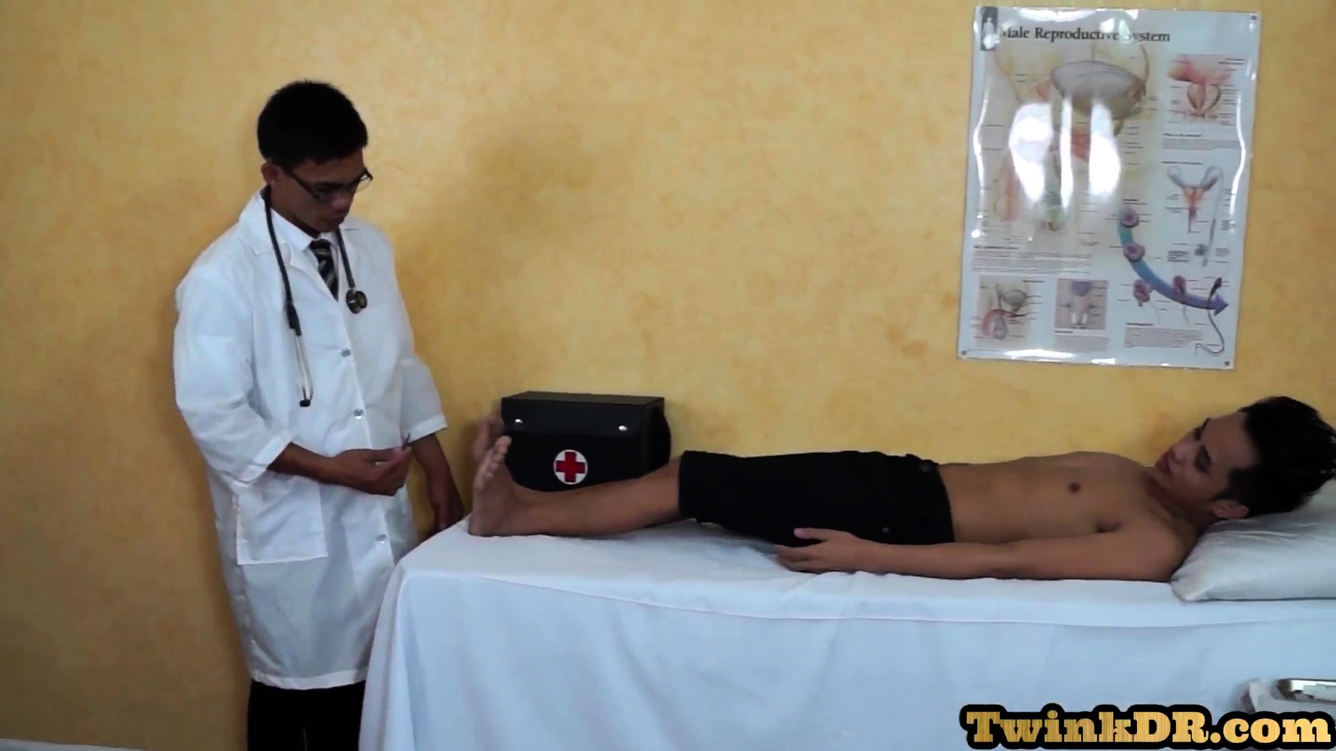 Gaping asian patient in anal testing