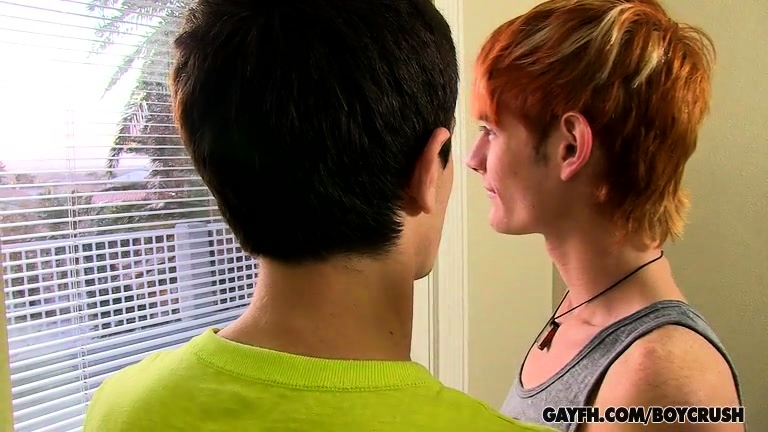Conner Bradley Enjoys Facial After Riding Redhead Twink