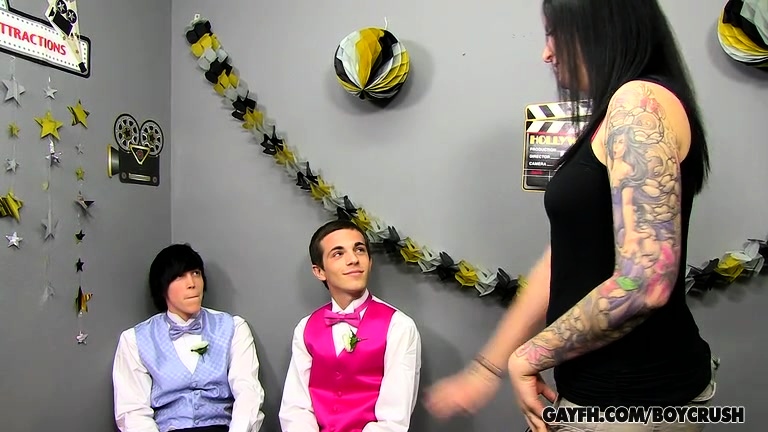 Conner Bradley Gives Boyfriend Emo Twink Anal On A Chair