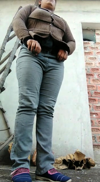 Punjabi Gasty black aunty 1
