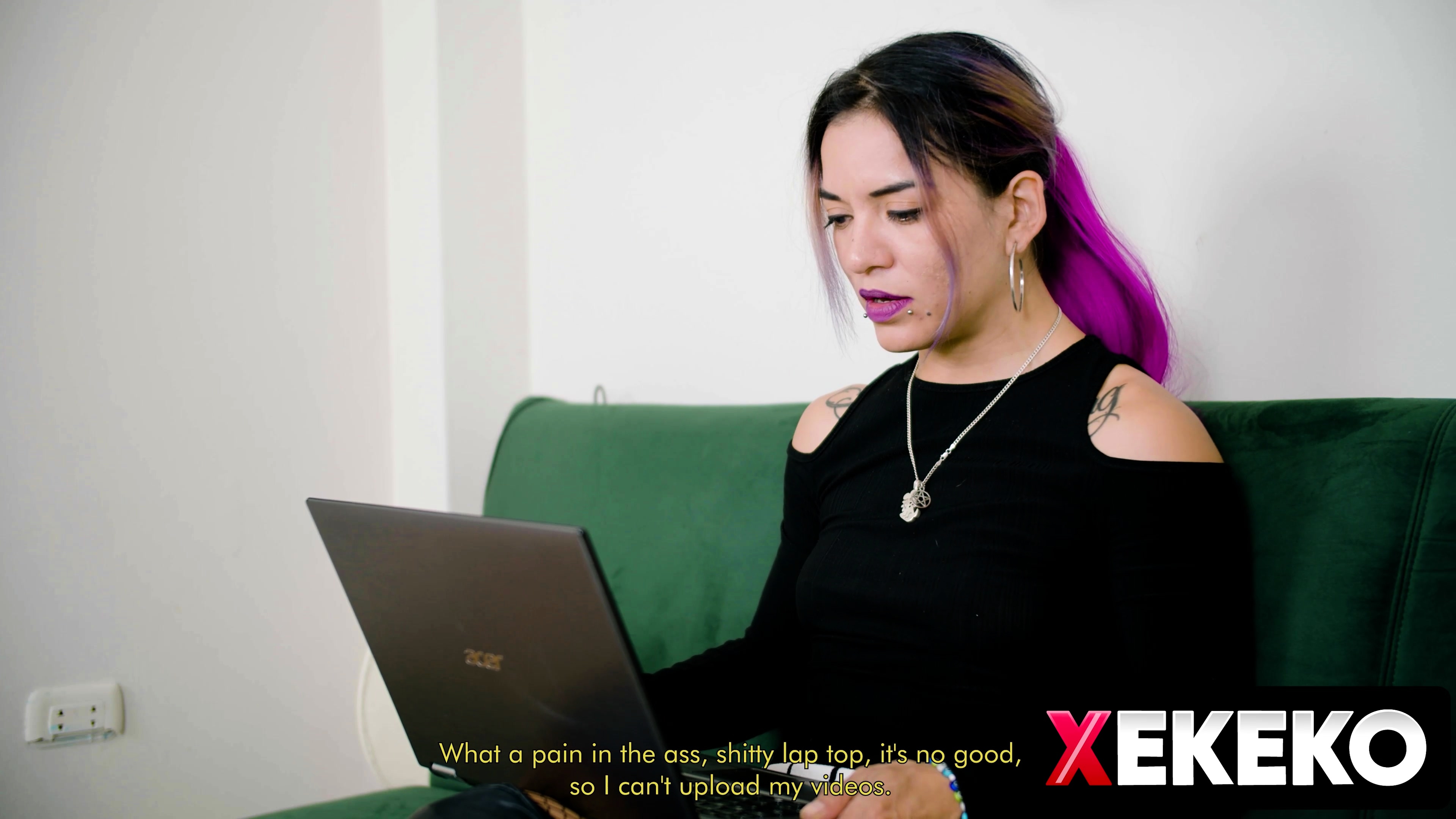 Goth girl and her nerdy stepbrother fuck in a wild way.