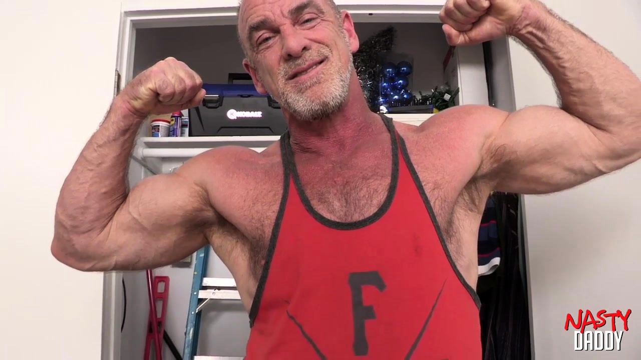 Mature Dude Cums After Solo Wanking