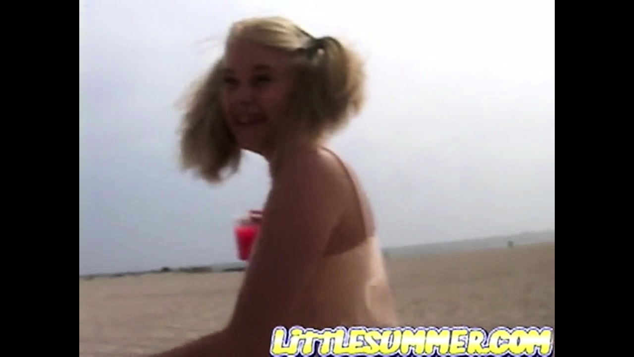 Little Summer gets horny at beach