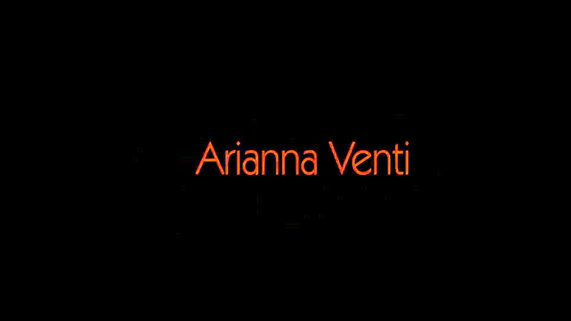 GROOBYGIRLS Introducing Arianna Venti