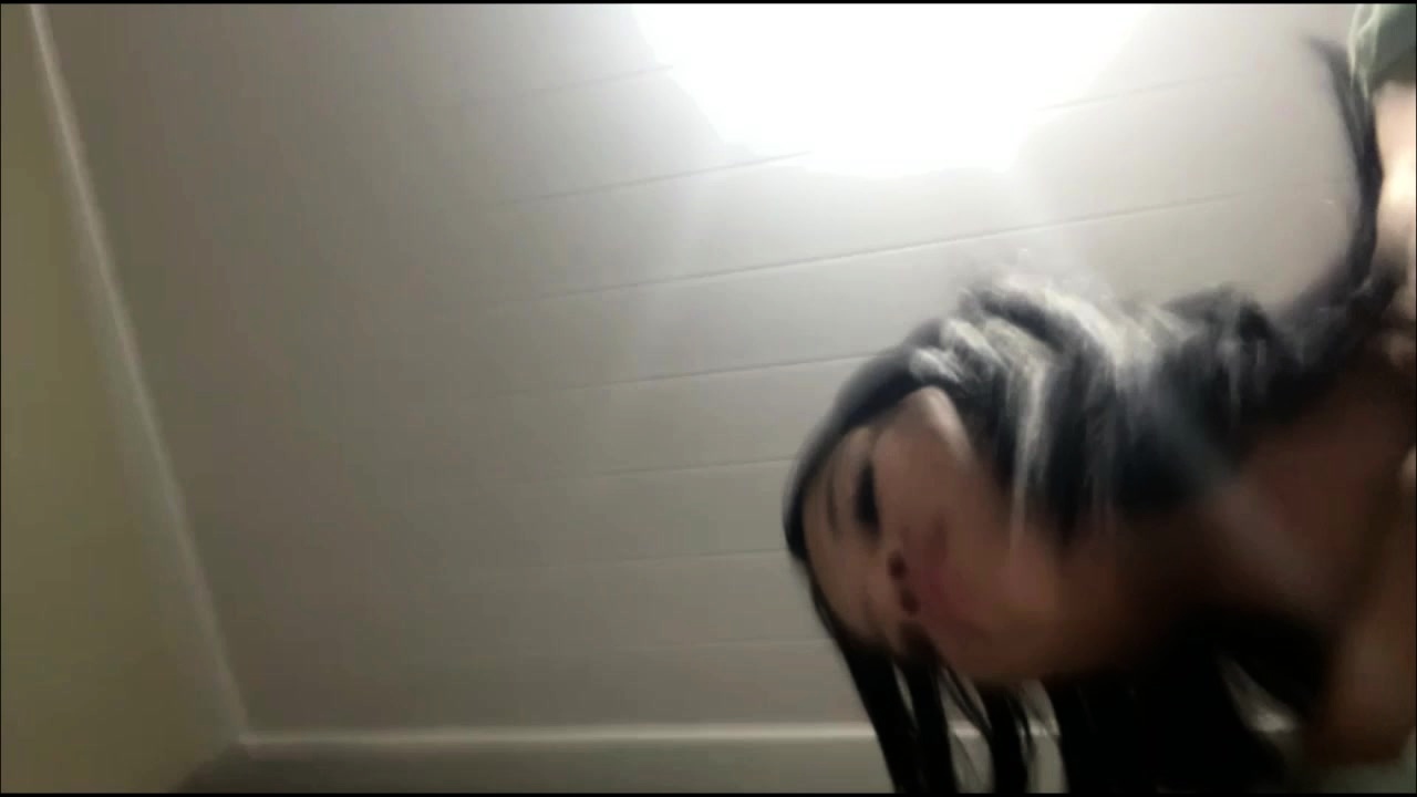 Amateur teen masturbation