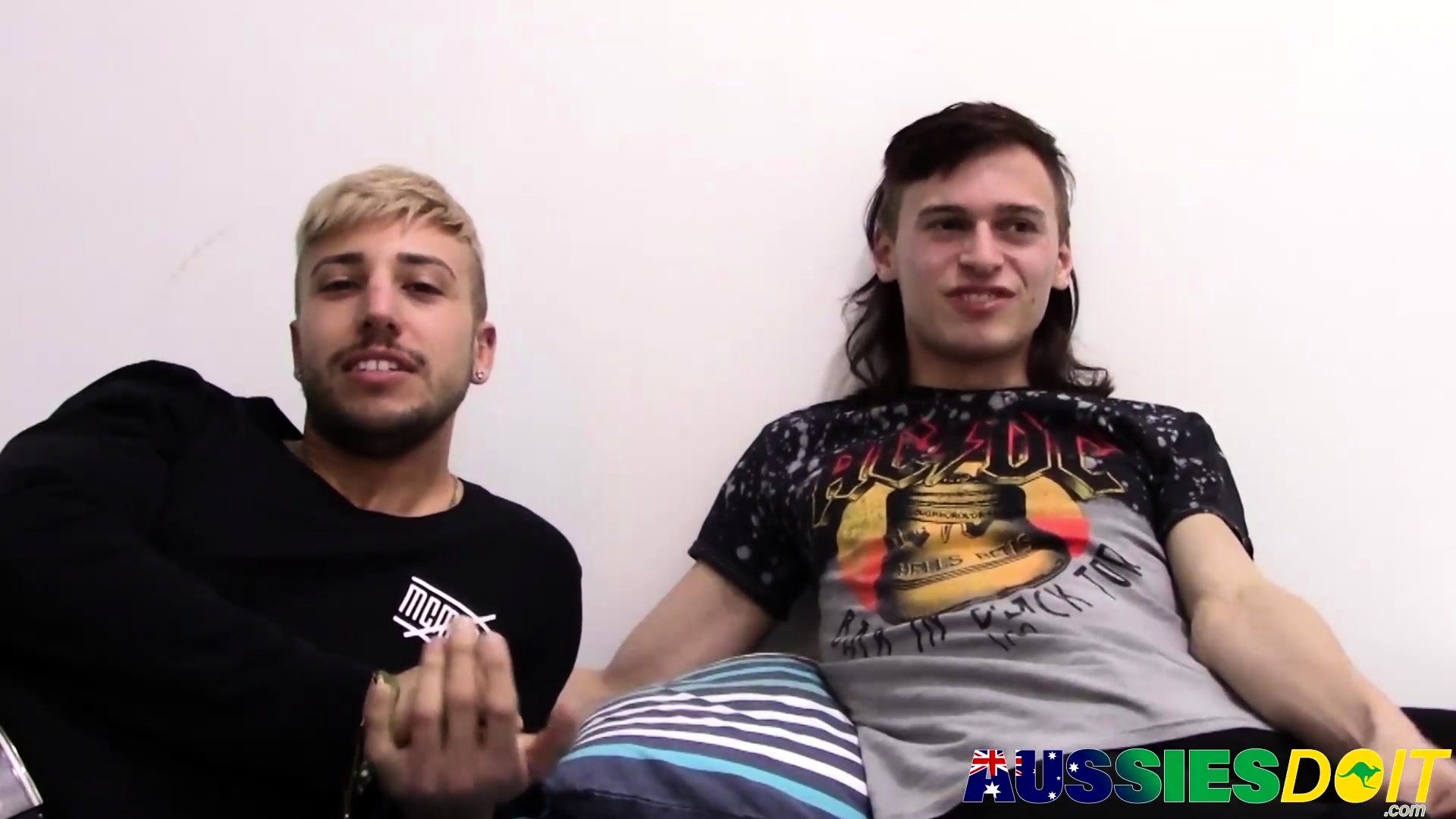 Tattooed Kandy Takes Jamie Hard Dick After Sloppy Blowjob