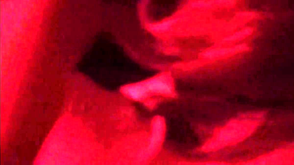 Greek Girl Maria Gives an Amateur Blowjob in a Trikos Bourde