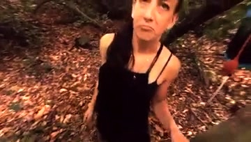 GIRL DOING OUTDOOR ENEMA