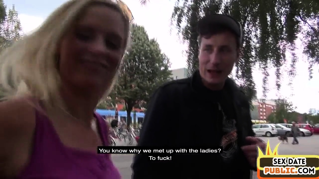 Public mature lady 3some fucked outdoor