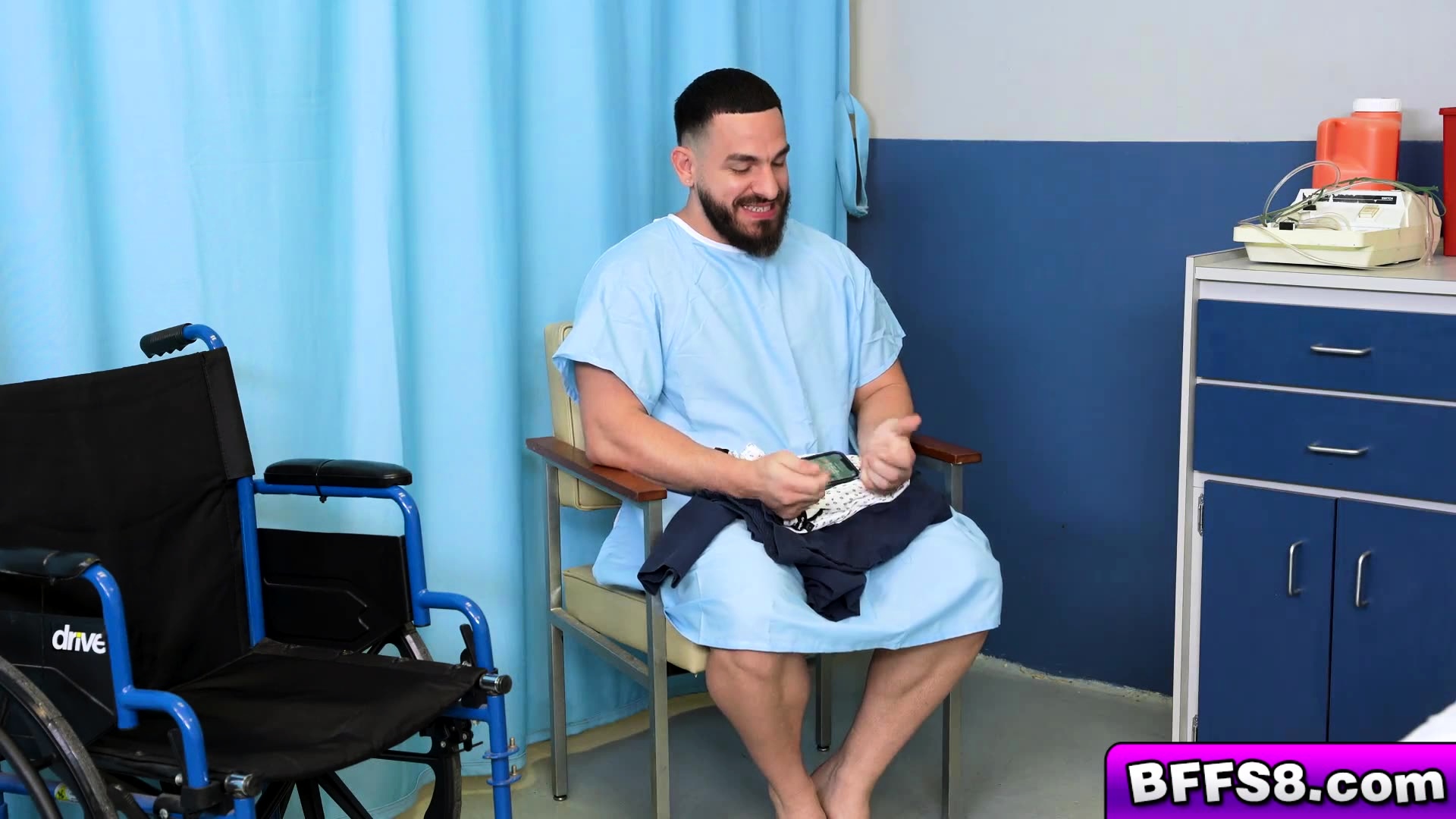 When your lucky to get treated by sexy doctors