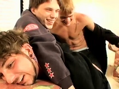 Boys crying to spanking daddy gay xxx Skater Spank Wars