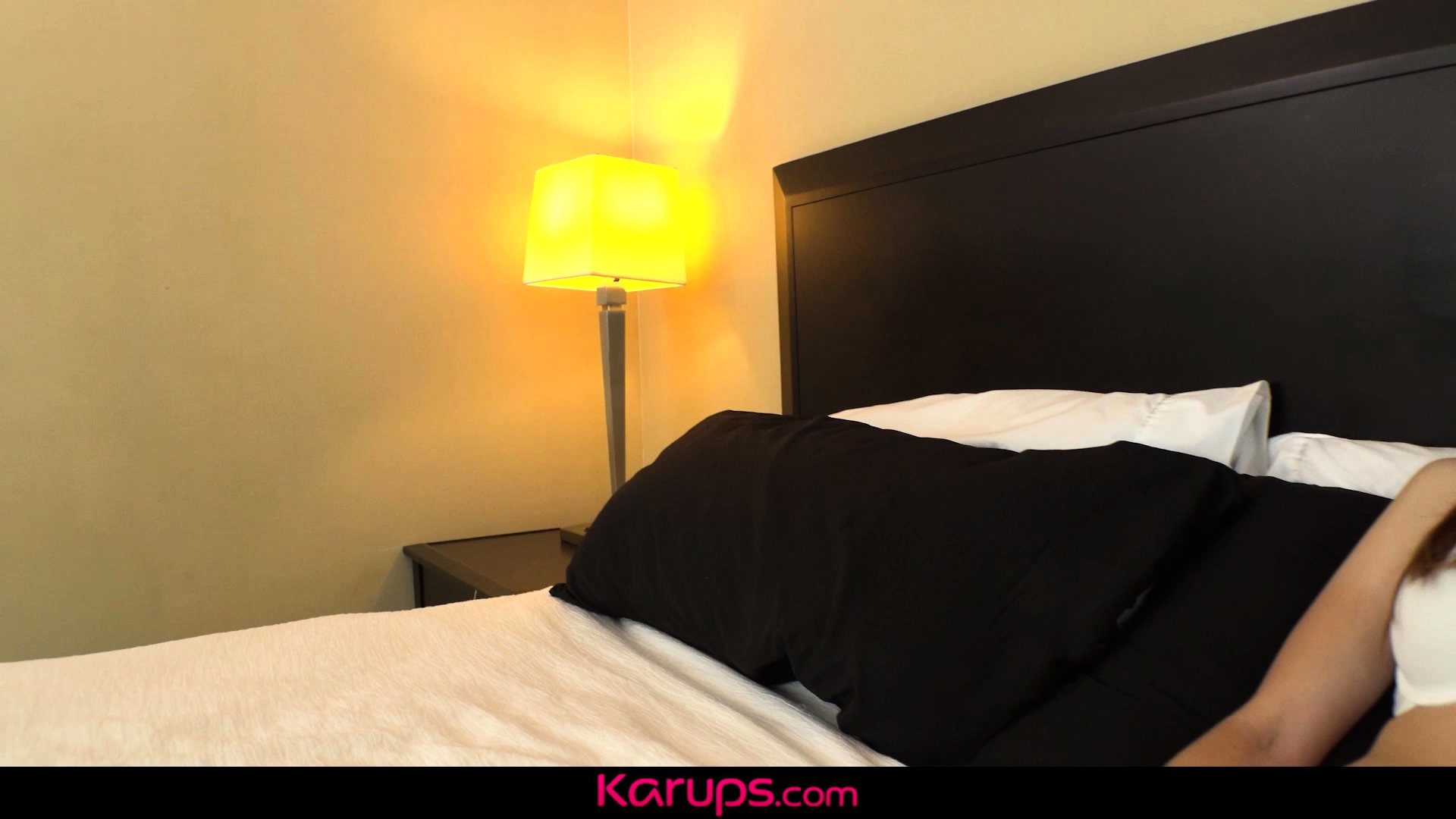 Horny Teen Babe Raina Rae Magic Wand Masturbation - Karups