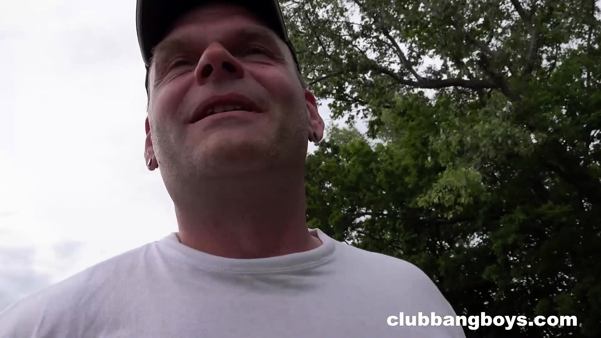 Horny Gay Benjamin Bean And Mateo Conti Fucks Outdoor