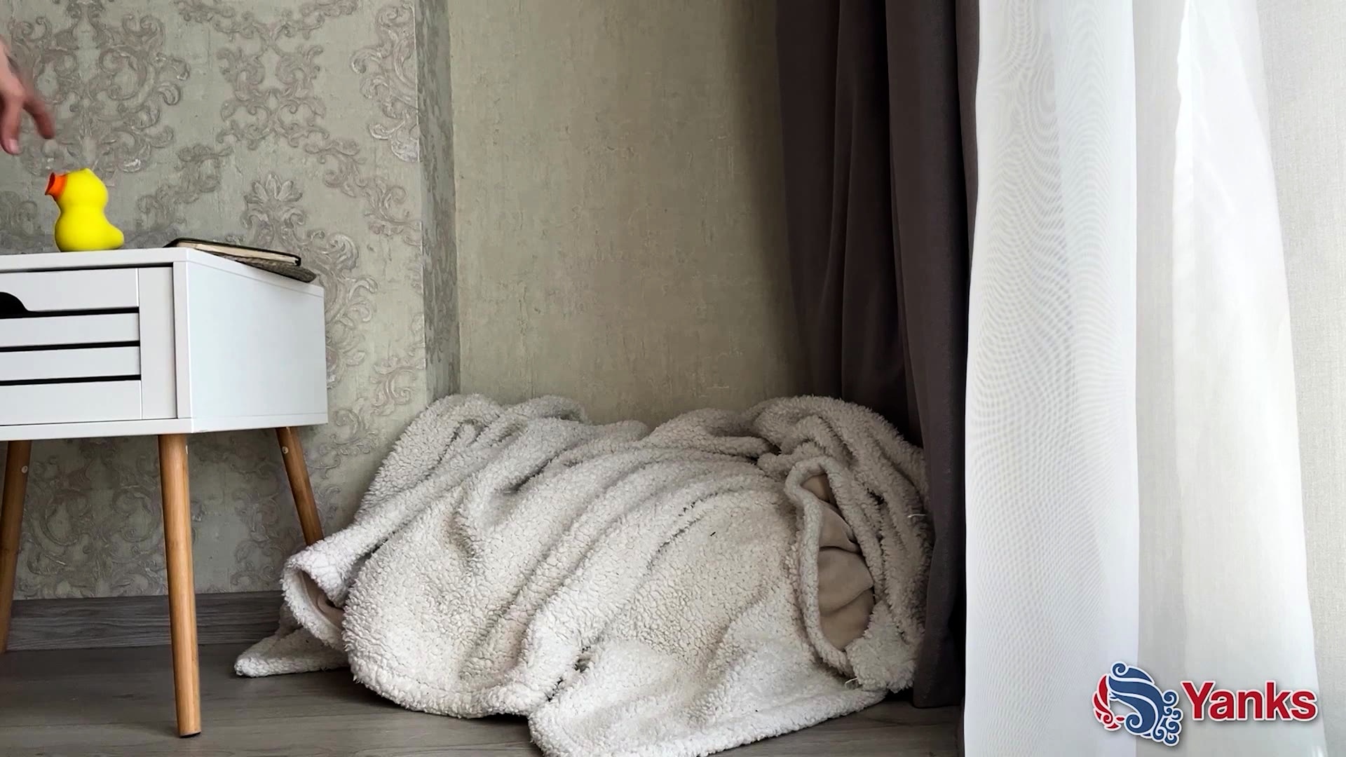 YANKS Daria s Wet Panty Orgasm